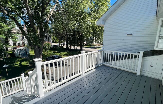 LO - 24 Maple St.