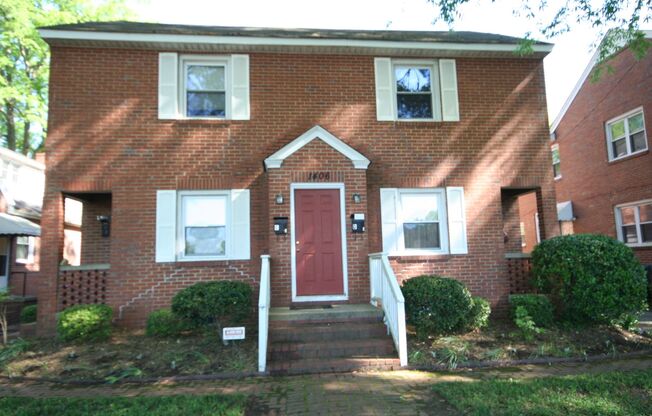 1406 Chapel Hill