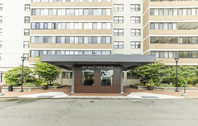 2 beds, 2 baths, 1,282 sqft, $4,200, Unit 4E