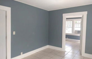 2/1 in Bradenton, so spacious and pet friendly!