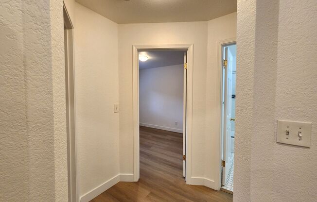 2 beds, 1 bath, $4,500