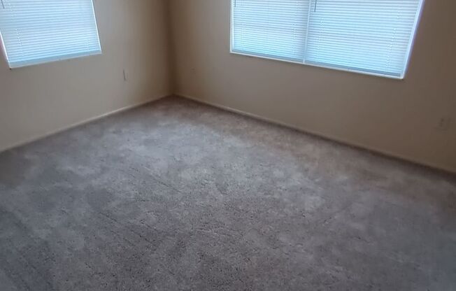 2 BR in Central Orlando!