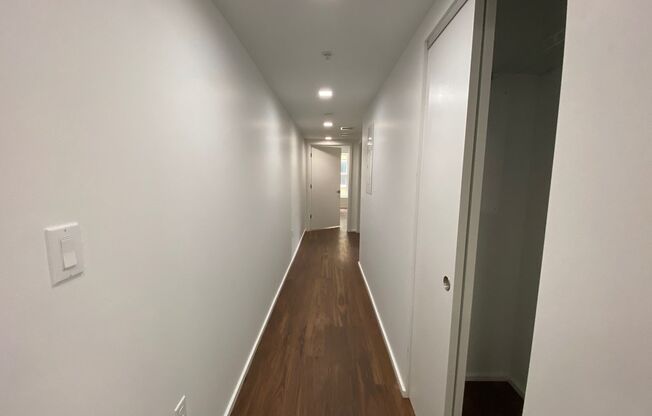 2 beds, 2 baths, 847 sqft, $2,495, Unit 610