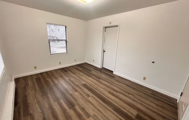 1 bed, 1 bath, 600 sqft, $895, Unit Unit 8