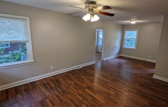 3 beds, 1 bath, $1,400