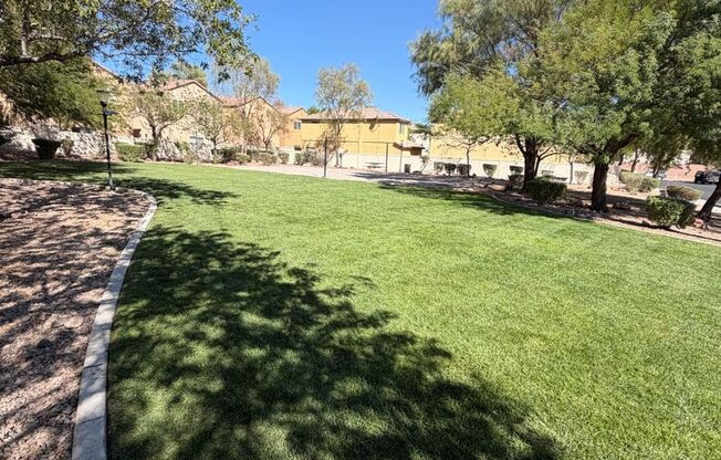 3 beds, 2.5 baths, $1,900