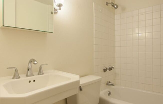 1 bed, 1 bath, 550 sqft, $1,600, Unit 506