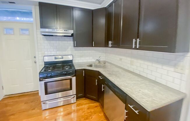 1 bed, 1 bath, 445 sqft, $2,295, Unit 853-2S