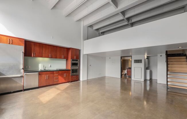 2 beds, 2 baths, 1,350 sqft, $2,850, Unit 230