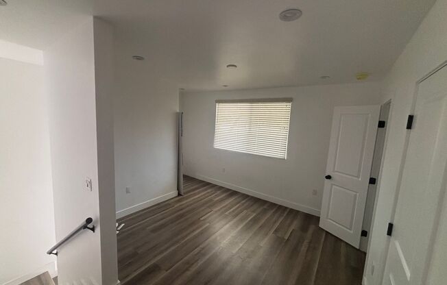 6909 Otis Ave.