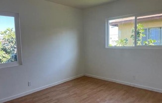 7047 FULTON AVE