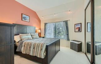 1 bed, 1 bath, $2,695