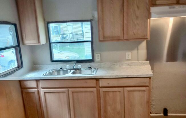 Spartanburg, 2 bedrooms, 1 bath. $800 a month, NO PETS, 803-537-0185