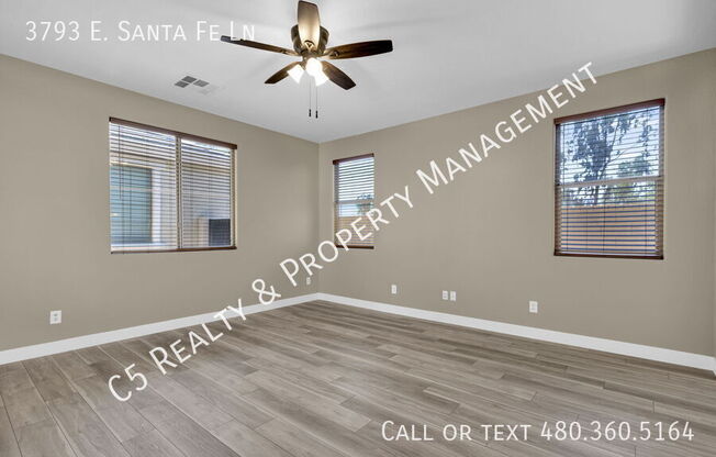 3793 E SANTA FE LN
