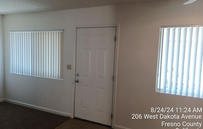 2 beds, 1 bath, 880 sqft, $1,199, Unit 212-B