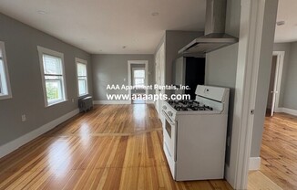 19 SHERIDAN ST