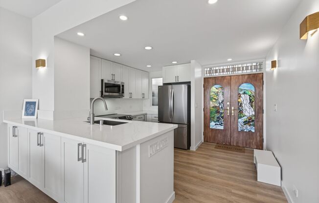 2 beds, 2 baths, $4,200, Unit # PENTHOUSE 8