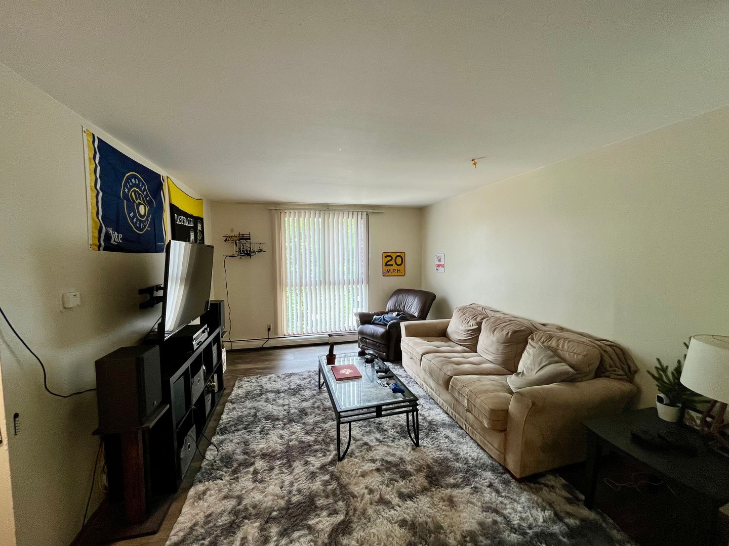 3445 N Oakland Ave