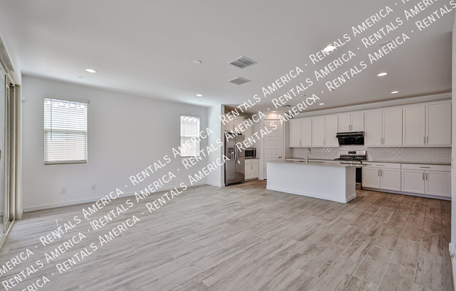 1625 W LN MIRADA DR