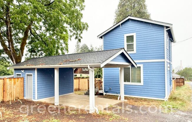 Modern 1-Bedroom Home with Yard, Deck & Carport