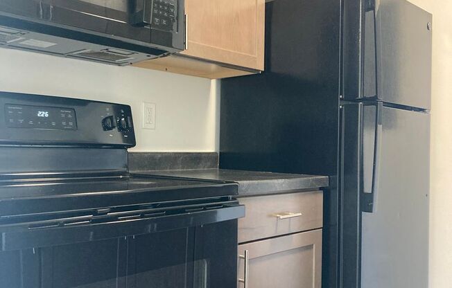 1 bed, 1 bath, 625 sqft, $800, Unit 3709 S4