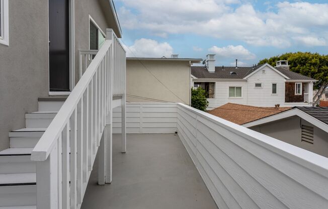520.5 Poinsettia Ave.