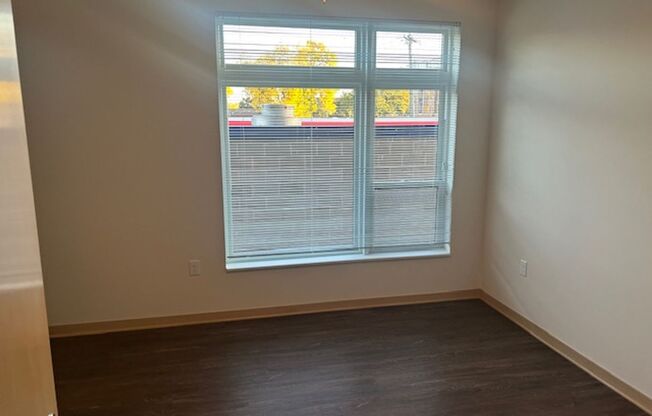 1 bed, 1 bath, 789 sqft, $2,000, Unit 205