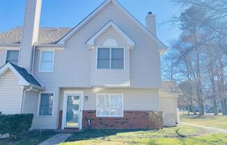 10 TAMARISK QUAY