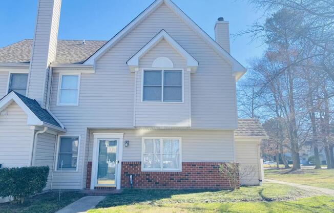 10 TAMARISK QUAY