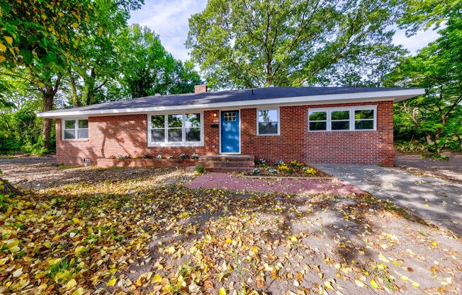 Remodeled 3BR/2BA House in the Heart of Great Neck! Close to Cox High School
