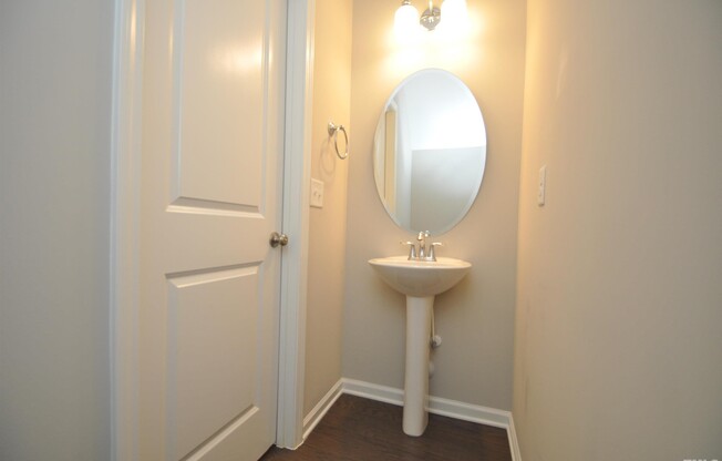 137 ZANTE CURRANT RD