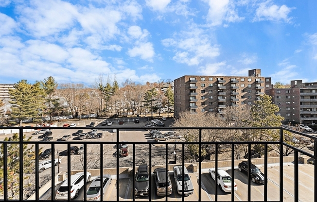 1 bed, 1 bath, 1,125 sqft, $3,000, Unit 205