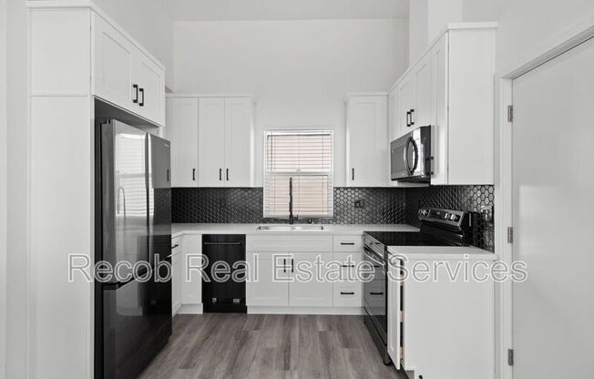 6634 6644 ROCKGLEN AVE