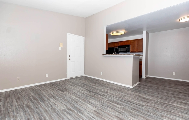 1 bed, 1 bath, 551 sqft, $1,071