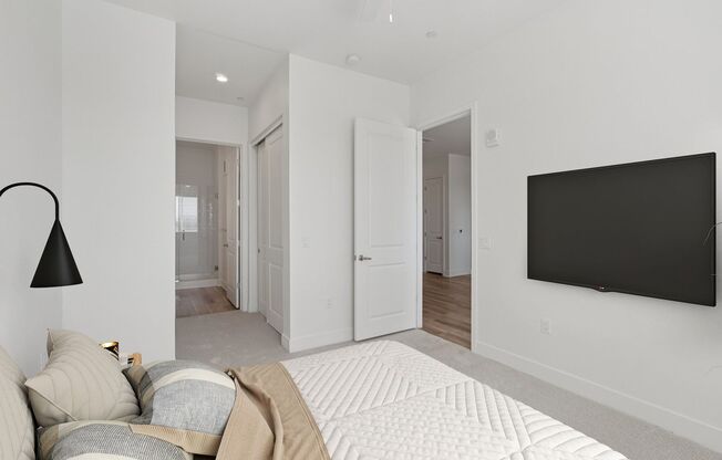 2 beds, 2 baths, 1,029 sqft, $1,999, Unit 418