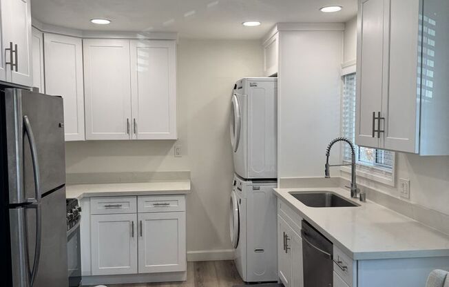 Modern Stylish Living in Great location!