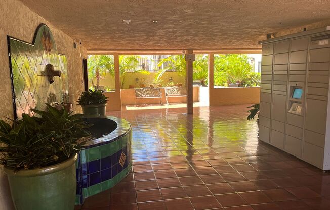2 beds, 1 bath, 840 sqft, $2,550, Unit 416