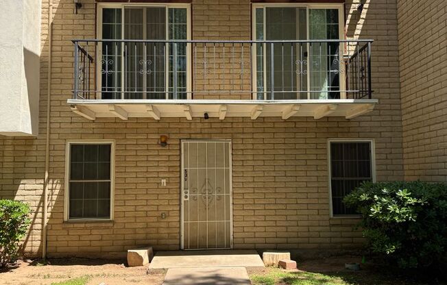 Centrally located 4 bedroom townhome