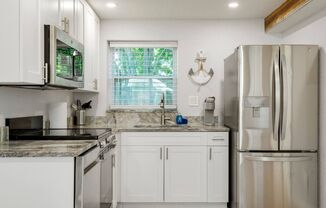 405 Dunedin Rentals LLC
