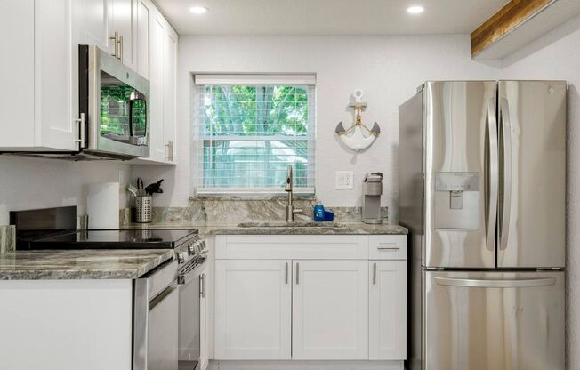 405 Dunedin Rentals LLC