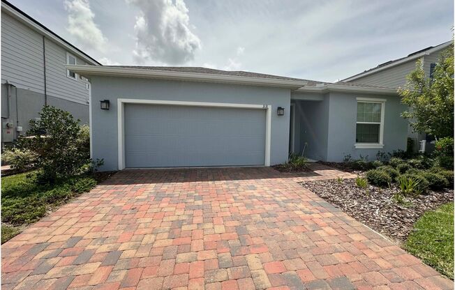 Fenced Single Family Home in the Gated Community of Creekside at Boggy Creek