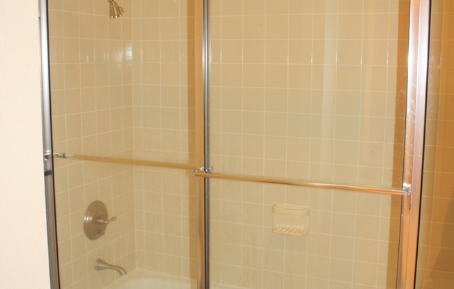Northwest Hills 2/2 with Study, Large Garage, & Private Patio