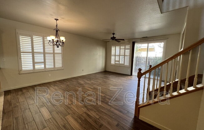 1359 RINCON DR