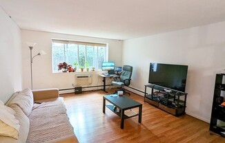 1 bed, 1 bath, 733 sqft, $2,750, Unit 114