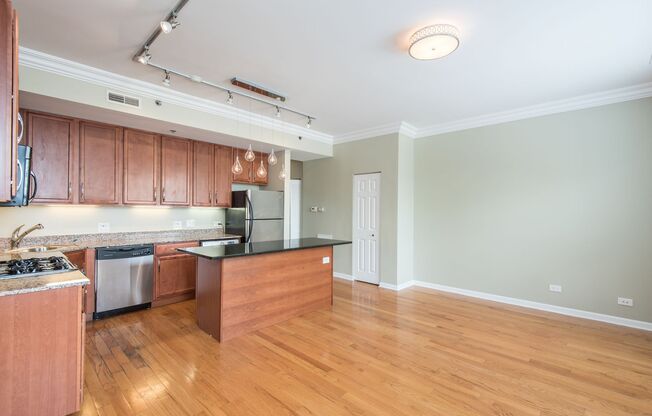 1 bed, 1 bath, $1,835, Unit E2