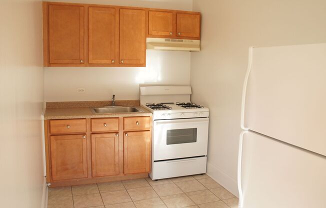 1 bed, 1 bath, 667 sqft, $1,895, Unit Sawyer-305