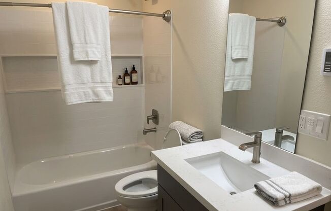 1 bed, 1 bath, 426 sqft, $1,774, Unit 3