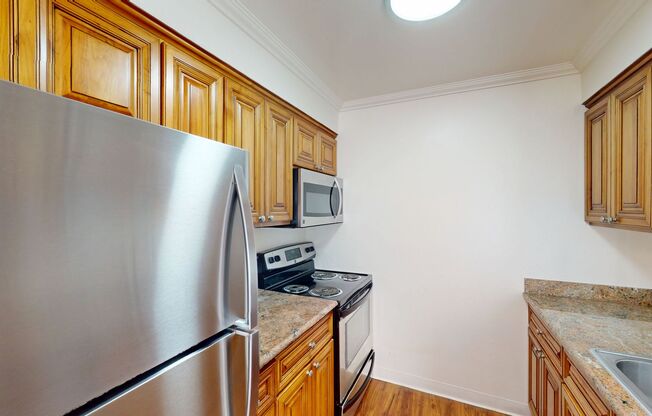 2 beds, 1 bath, 749 sqft, $2,345, Unit 623-4