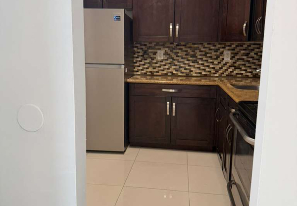 9460 Fontainebleau Blvd