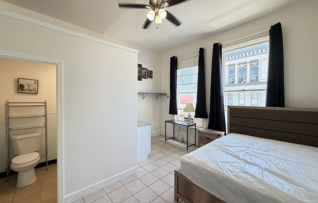 Studio, 1 bath, $1,195, Unit 46